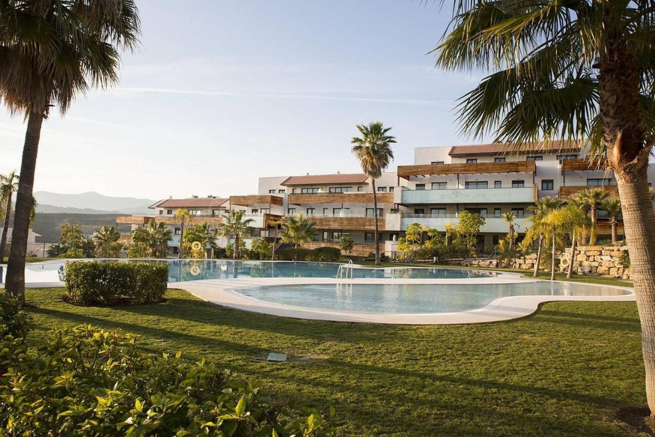 Alegria De Vivir Exclusiv 2 Bedroom Appartment Pool, Parking, Wifi, Netflix, Padel And More 埃斯特波纳 外观 照片